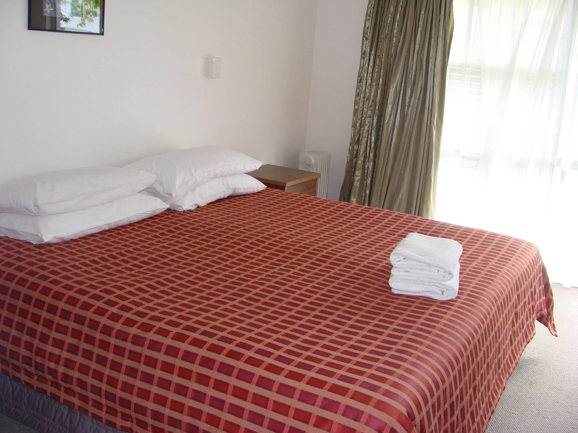 Motel Russell Russell